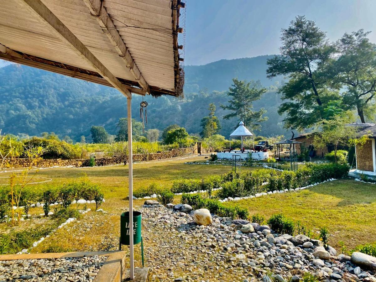 Aura Wildlife Camp And Resorts Marchula エクステリア 写真